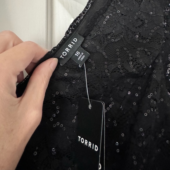 NWT Torrid Special Occasion Dress - Picture 5 of 12
